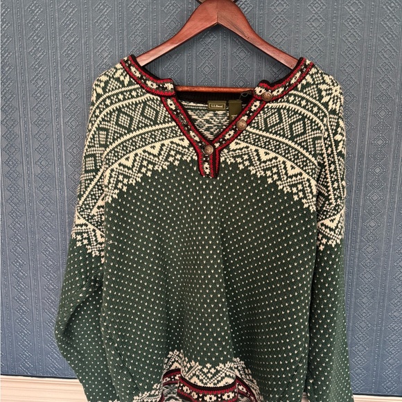 Vintage Women’s L.L. Bean Green Christmas Sweater - XL Reg - Picture 2 of 5